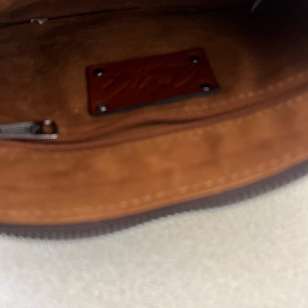 Patricia Nash Wristlet-*defects* - Picture 9 of 10